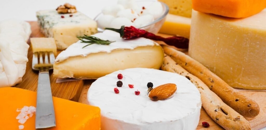 H2: The "Red List": 3 Cheeses That Could Spike Your Sugar
